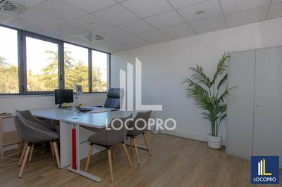 Bureau - 408 m²