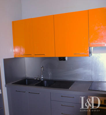 Maison - 243 m² - 7 pièces