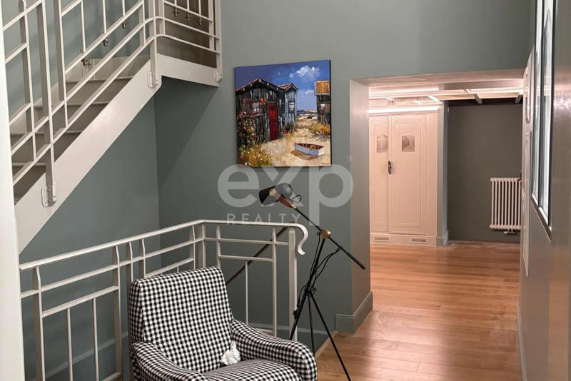 Appartement - 155 m² - 4 pièces