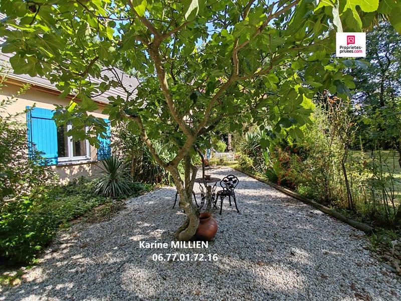 Maison - 200 m² - 7 pièces