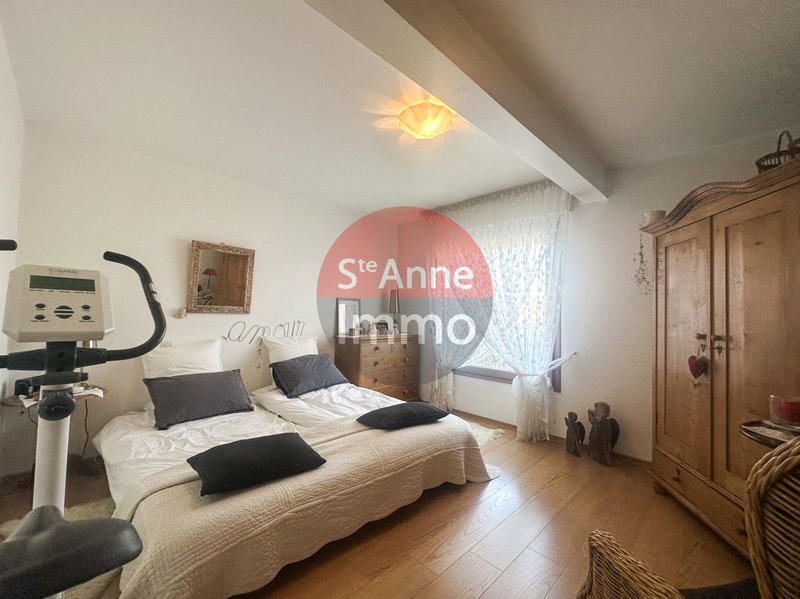 Maison - 195 m² - 11 pièces