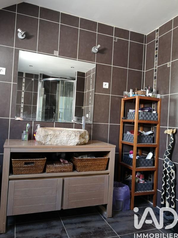 Maison - 326 m² - 10 pièces