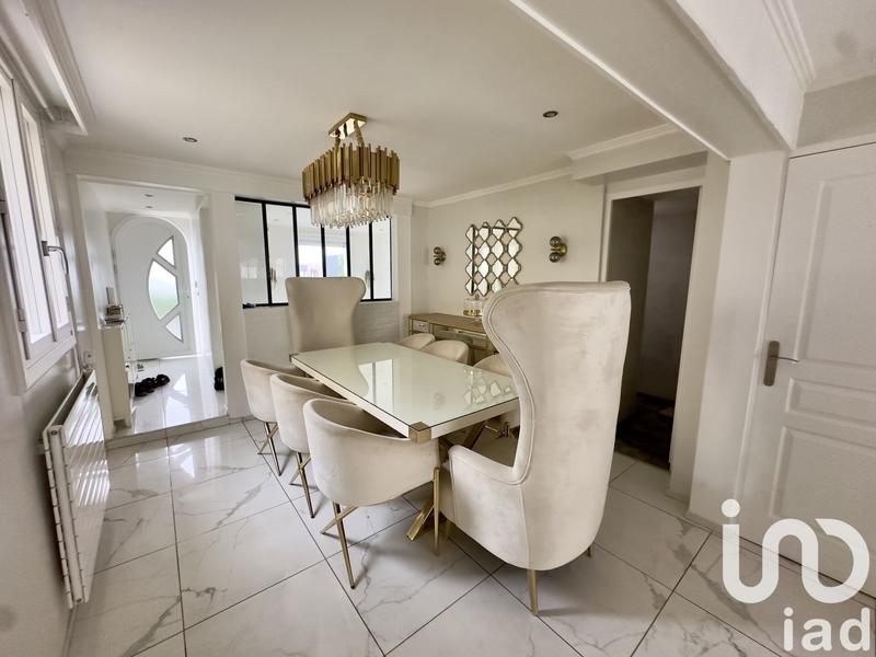 Maison - 159 m² - 6 pièces