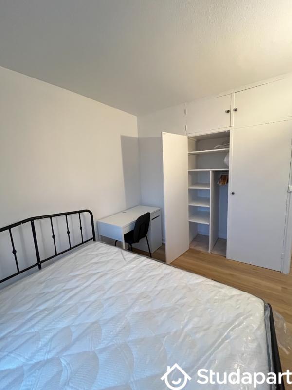 Chambre - 9 m² - 1 pièce