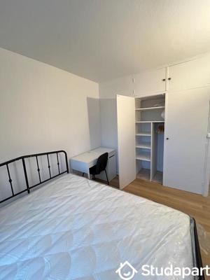 Chambre - 9 m² - 1 pièce