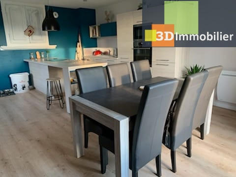 Maison - 180 m² - 8 pièces