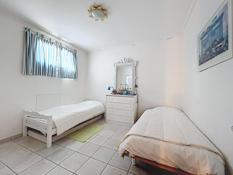 Maison - 212 m² - 6 pièces