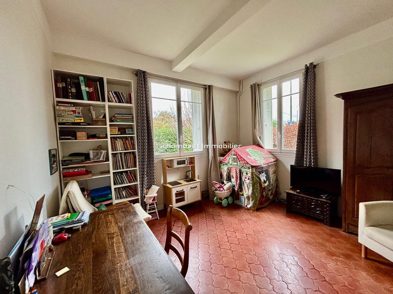 Maison - 142 m² - 8 pièces