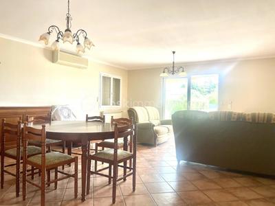 Maison traditionnelle - 115 m² - 4 pièces