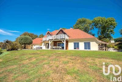 Maison de maîtres - 240 m² - 6 pièces