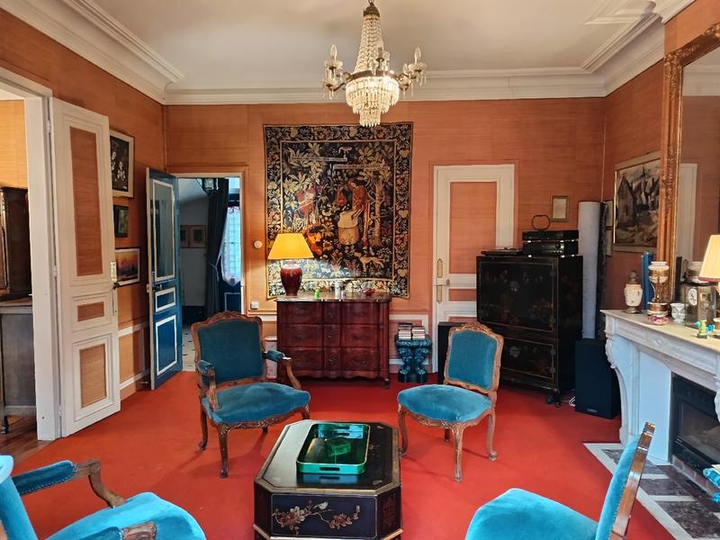 Maison bourgeoise - 235 m² - 10 pièces