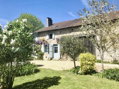 Maison traditionnelle - 124 m² - 5 pièces