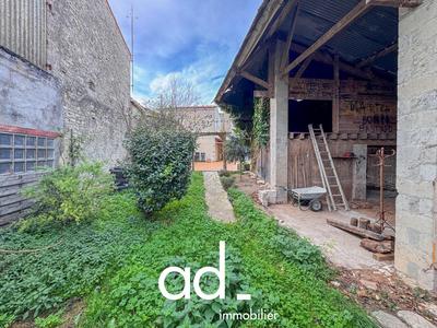 Maison - 178 m² - 8 pièces