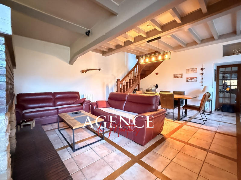 Maison - 205 m² - 5 pièces