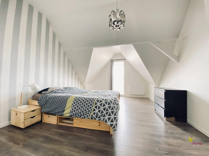 Appartement - 176 m² - 5 pièces