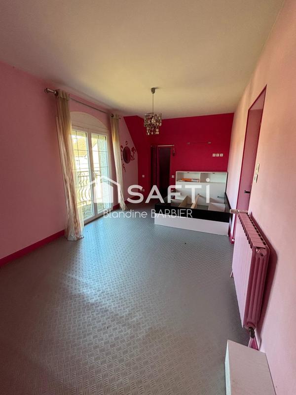 Maison - 210 m² - 8 pièces