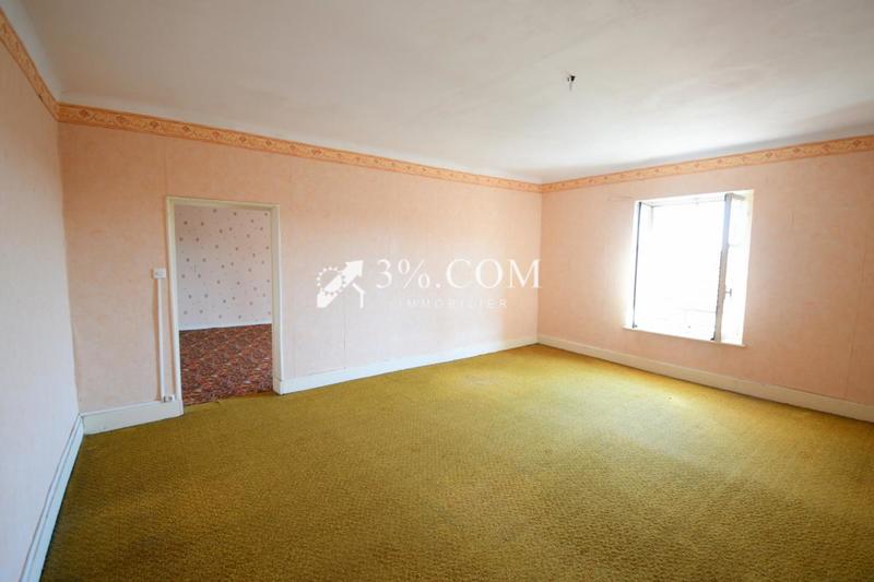 Maison de village - 105 m² - 6 pièces