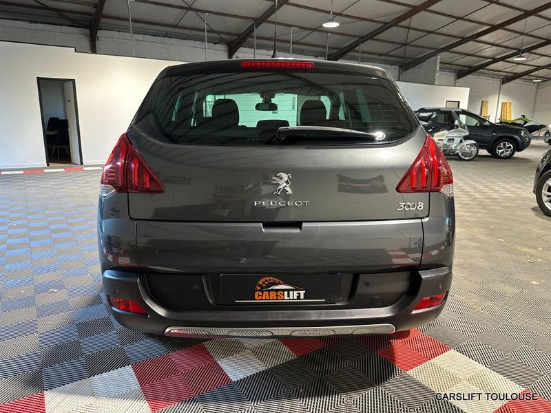 Peugeot 3008 1.6 Hdi 115 Cv - Style