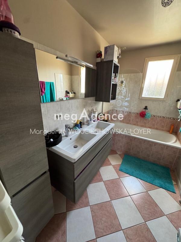 Maison traditionnelle - 132 m² - 7 pièces