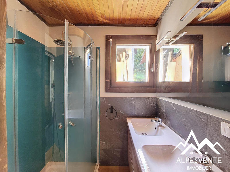 Appartement - 83 m² - 4 pièces