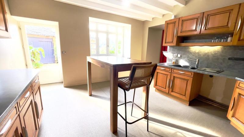 Maison de ville - 253 m² - 6 pièces