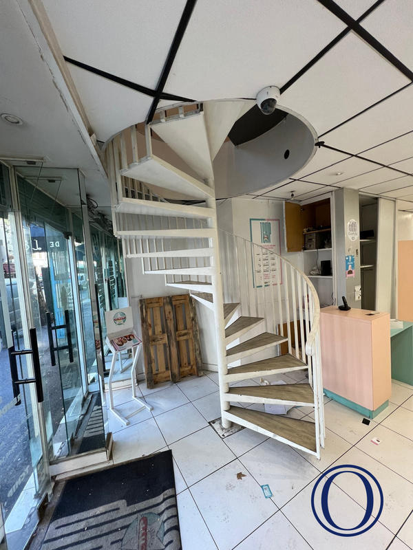 Local commercial - 95 m²