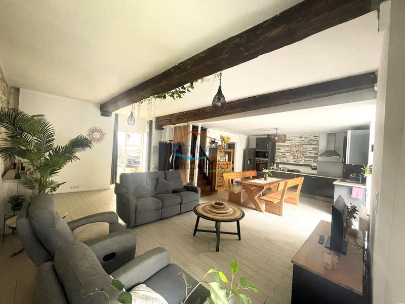 Maison - 102 m² - 4 pièces