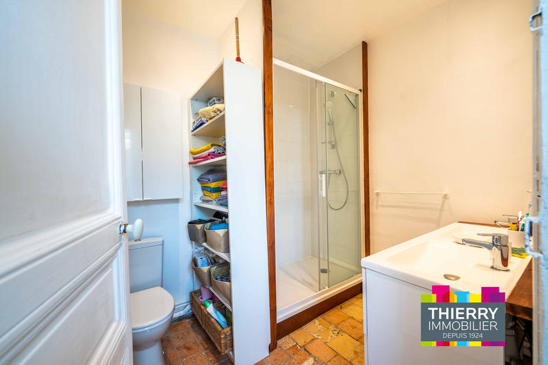 Appartement - 130 m² - 5 pièces