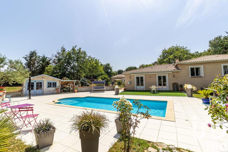 Maison - 180 m² - 6 pièces