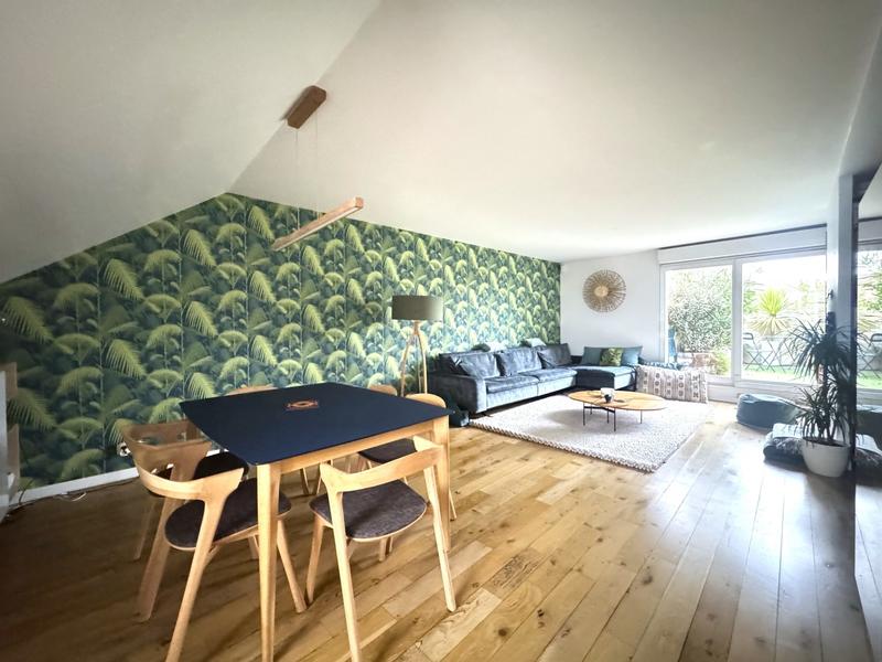 Appartement - 103 m² - 5 pièces