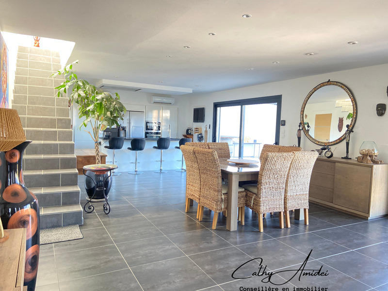 Villa - 150 m² - 5 pièces