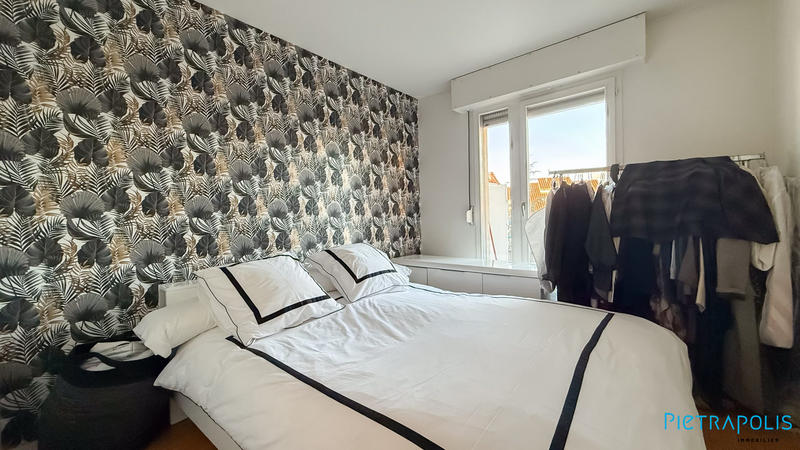 Appartement - 100 m² - 4 pièces