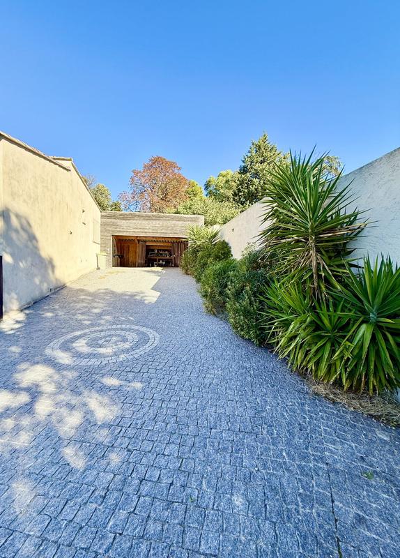 Villa - 280 m² - 8 pièces