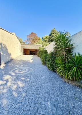 Villa - 280 m² - 8 pièces