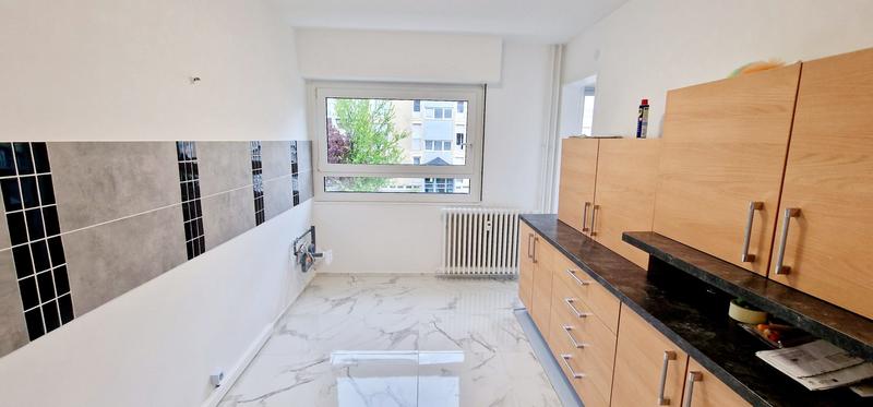 Appartement - 90 m² - 3 pièces