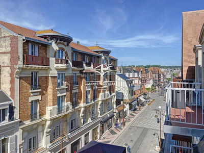 Appartement - 92 m² - 4 pièces