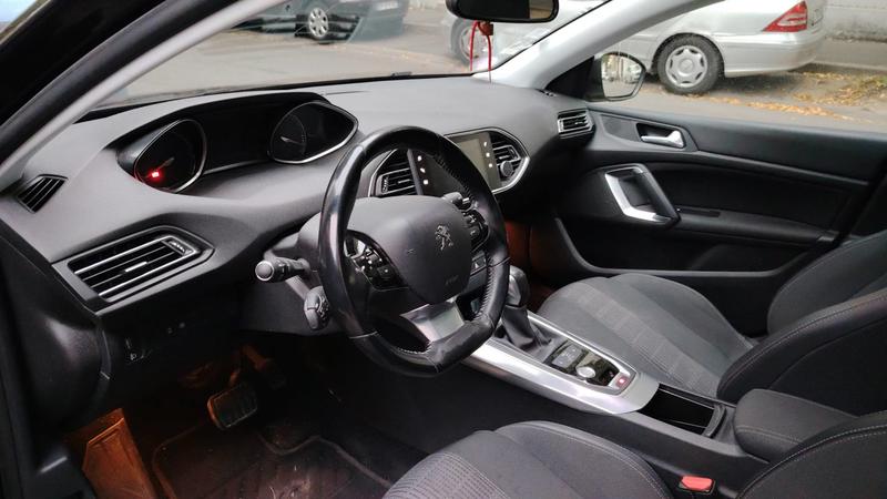 Peugeot 308 Sw 1.2 PureTech 130 Eat6 Allure - Automatique