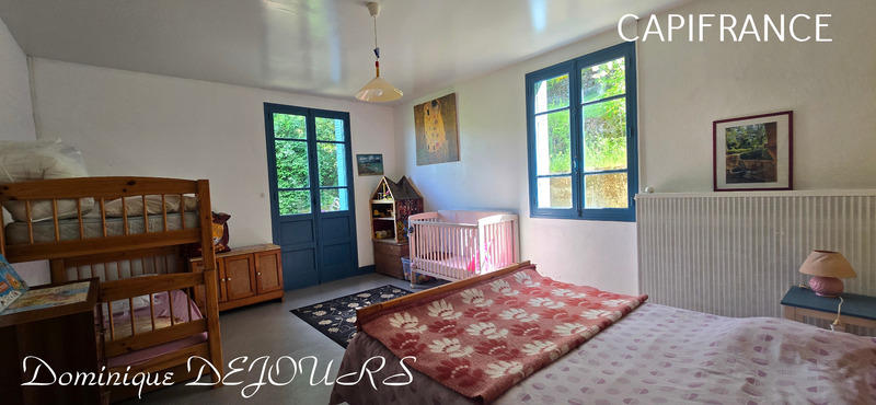 Maison - 176 m² - 9 pièces