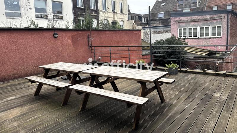 Bureau - 636 m² - 10 pièces