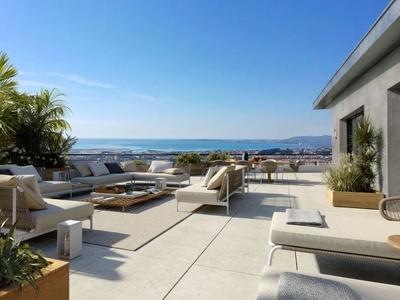 Appartement - 120 m² - 4 pièces