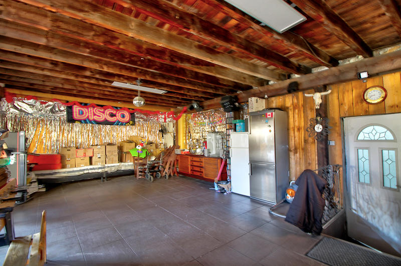 Propriété - 250 m² - 2 pièces