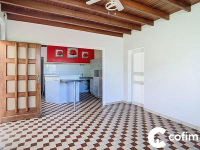 Maison traditionnelle - 114 m² - 6 pièces