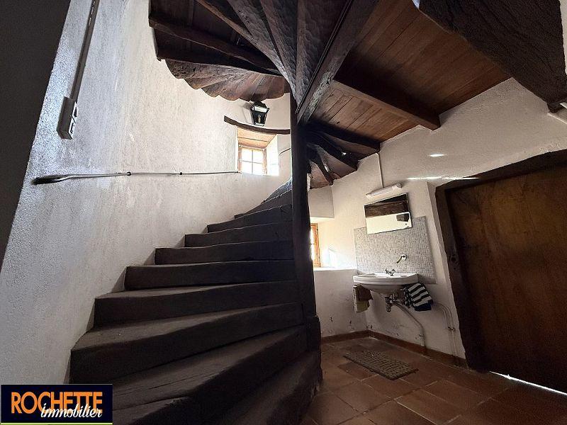 Demeure - 228 m² - 9 pièces