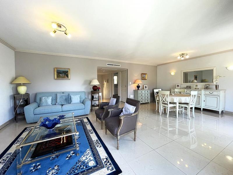 Appartement - 113 m² - 4 pièces