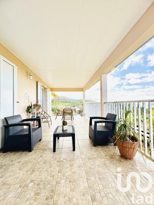 Maison - 102 m² - 4 pièces