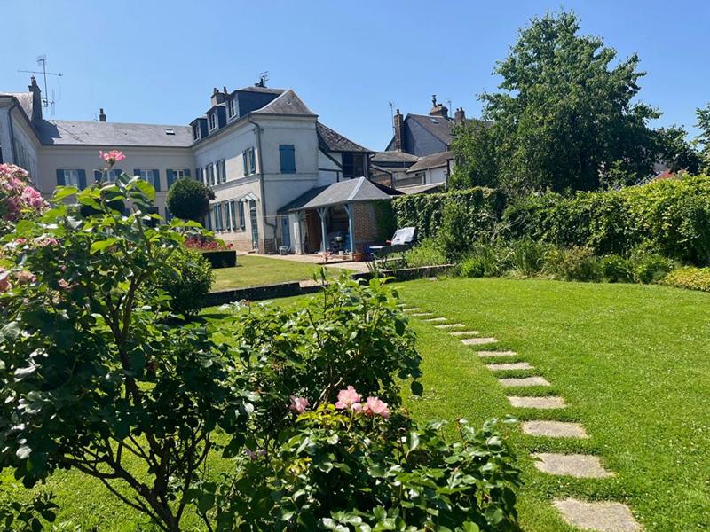 Maison - 200 m² - 7 pièces