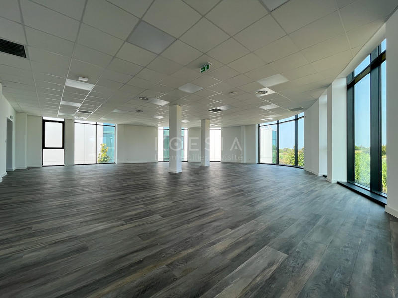 Bureau - 121 m²