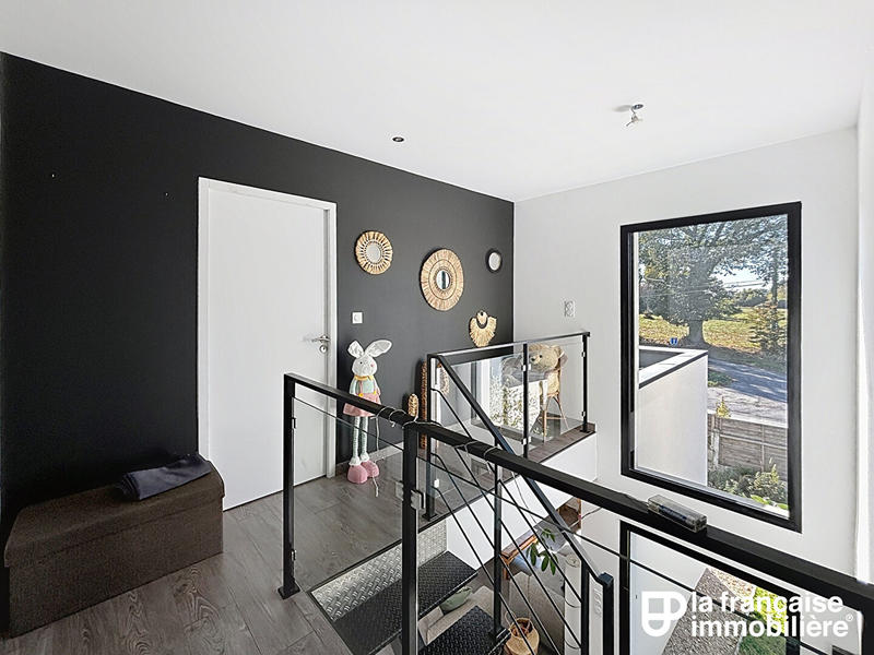 Maison - 185 m² - 6 pièces