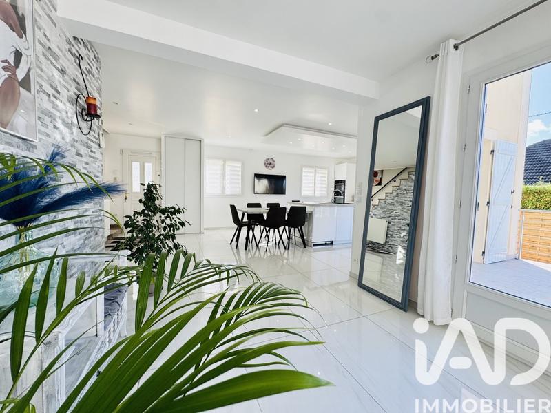 Maison - 134 m² - 5 pièces