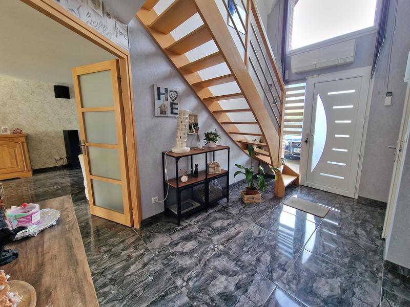 Maison - 147 m² - 6 pièces